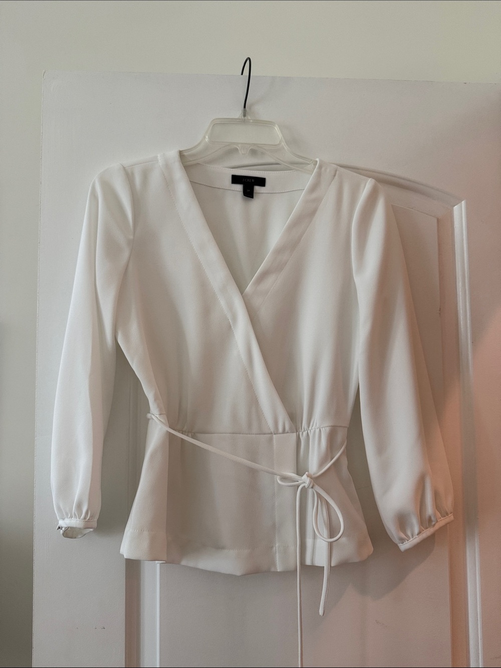 J. Crew White Wrap-Front Long Sleeve Peplum Blouse size 2P EUC